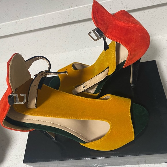 Multi Colored Pumps - Picture 2 of 3